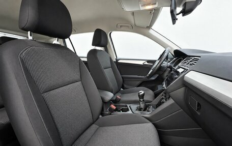 Volkswagen Tiguan II, 2020 год, 2 140 000 рублей, 15 фотография