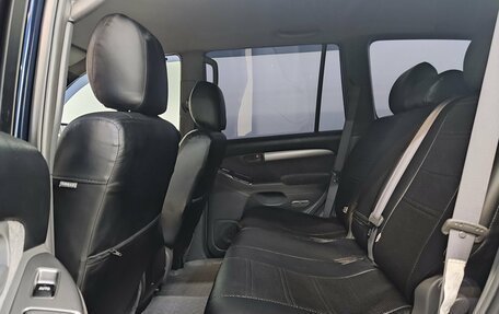 Toyota Land Cruiser Prado 120 рестайлинг, 2006 год, 2 590 000 рублей, 17 фотография