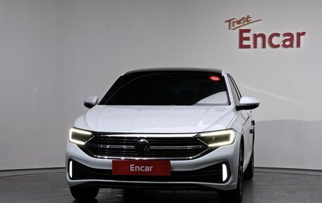Volkswagen Jetta VII, 2023 год, 1 935 000 рублей, 3 фотография