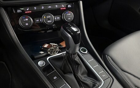 Volkswagen Jetta VII, 2023 год, 1 935 000 рублей, 8 фотография