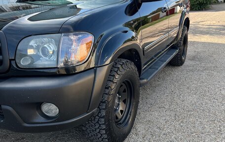 Toyota Sequoia II рестайлинг, 2002 год, 1 800 000 рублей, 1 фотография