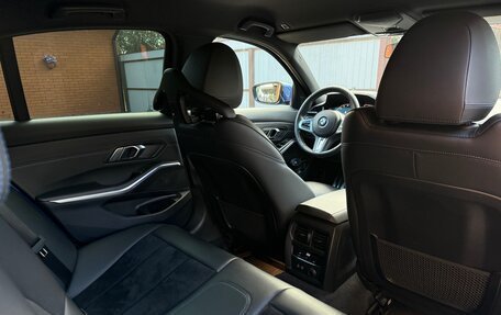 BMW 3 серия, 2019 год, 3 550 000 рублей, 13 фотография