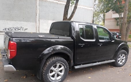 Nissan Navara (Frontier), 2011 год, 840 000 рублей, 1 фотография