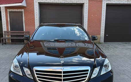 Mercedes-Benz E-Класс, 2011 год, 1 700 000 рублей, 1 фотография