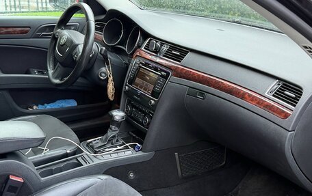 Skoda Superb III рестайлинг, 2011 год, 650 000 рублей, 5 фотография