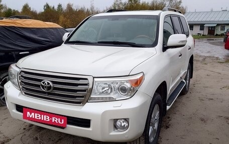 Toyota Land Cruiser 200, 2013 год, 4 300 000 рублей, 2 фотография