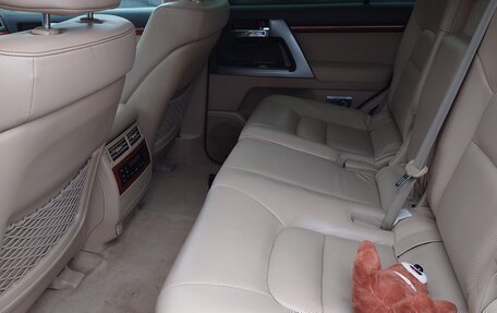Toyota Land Cruiser 200, 2013 год, 4 300 000 рублей, 10 фотография