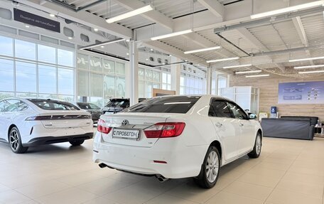 Toyota Camry, 2013 год, 1 999 000 рублей, 6 фотография