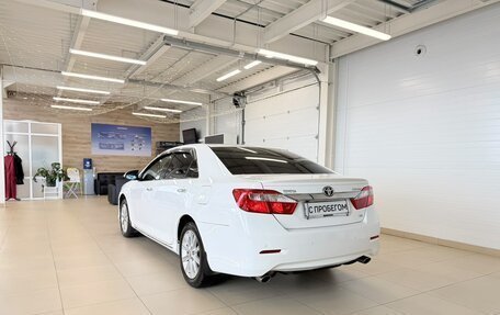 Toyota Camry, 2013 год, 1 999 000 рублей, 4 фотография