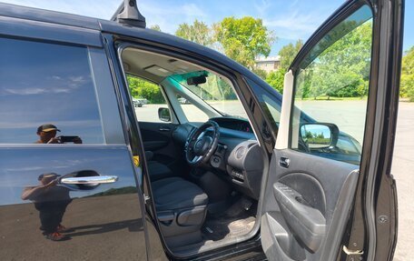 Mazda Biante, 2012 год, 1 050 000 рублей, 16 фотография