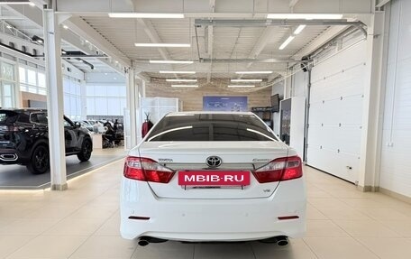 Toyota Camry, 2013 год, 1 999 000 рублей, 5 фотография