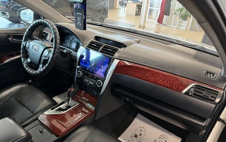 Toyota Camry, 2013 год, 1 999 000 рублей, 13 фотография
