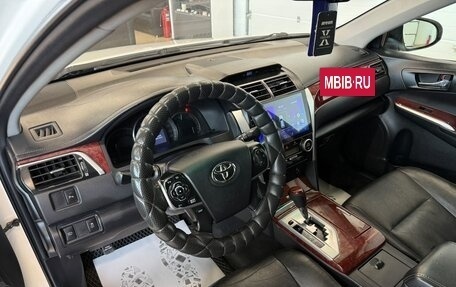 Toyota Camry, 2013 год, 1 999 000 рублей, 11 фотография