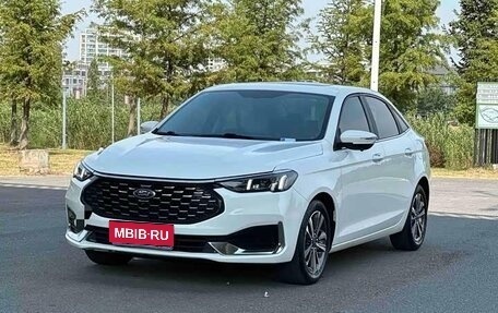 Ford Escort, 2022 год, 980 000 рублей, 1 фотография