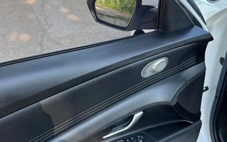 Hyundai Elantra, 2022 год, 1 362 300 рублей, 7 фотография