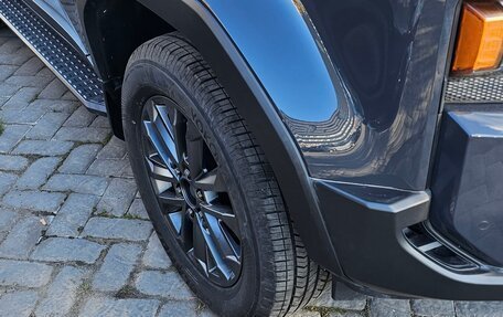 Toyota Land Cruiser Prado, 2024 год, 9 850 000 рублей, 6 фотография