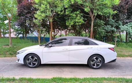 Hyundai Elantra, 2021 год, 1 200 000 рублей, 6 фотография