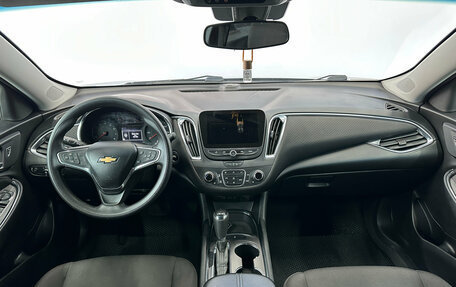 Chevrolet Malibu IX, 2019 год, 1 520 000 рублей, 14 фотография