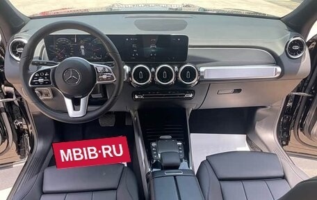 Mercedes-Benz GLB, 2021 год, 2 185 008 рублей, 14 фотография