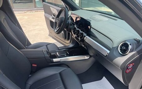 Mercedes-Benz GLB, 2021 год, 2 185 008 рублей, 16 фотография