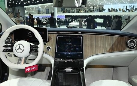 Mercedes-Benz EQE, 2026 год, 6 200 000 рублей, 11 фотография