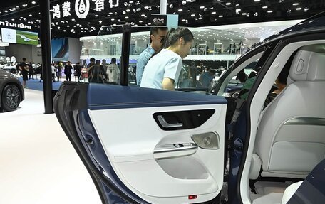 Mercedes-Benz EQE, 2026 год, 6 200 000 рублей, 20 фотография