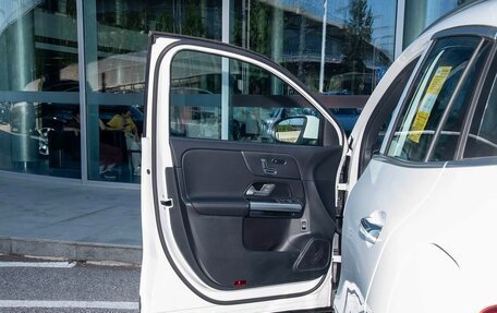 Mercedes-Benz EQA, 2024 год, 4 250 000 рублей, 8 фотография