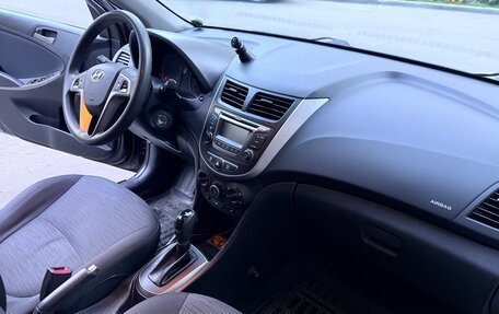 Hyundai Solaris II рестайлинг, 2015 год, 850 000 рублей, 6 фотография