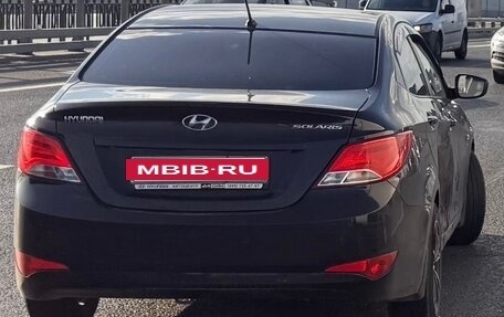 Hyundai Solaris II рестайлинг, 2015 год, 850 000 рублей, 3 фотография