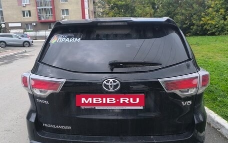 Toyota Highlander III, 2014 год, 2 200 000 рублей, 5 фотография