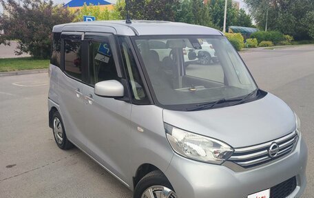 Nissan Dayz Roox I рестайлинг, 2015 год, 650 000 рублей, 1 фотография