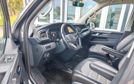 Volkswagen Multivan T6 рестайлинг, 2023 год, 6 350 000 рублей, 6 фотография