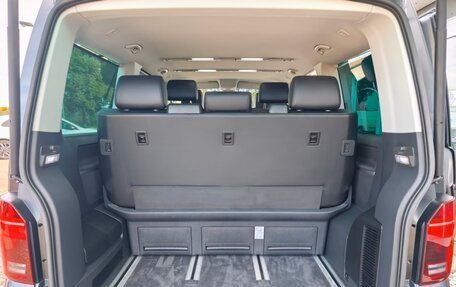 Volkswagen Multivan T6 рестайлинг, 2023 год, 6 350 000 рублей, 13 фотография