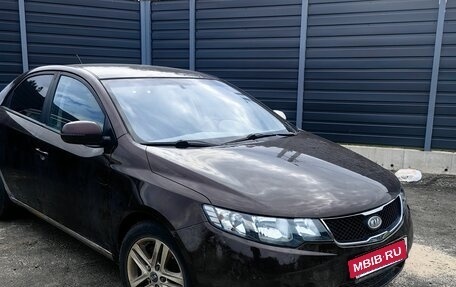 KIA Cerato III, 2010 год, 250 000 рублей, 2 фотография
