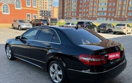 Mercedes-Benz E-Класс, 2011 год, 1 700 000 рублей, 2 фотография