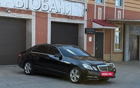 Mercedes-Benz E-Класс, 2011 год, 1 700 000 рублей, 7 фотография
