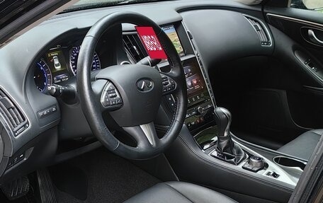 Infiniti Q50 I рестайлинг, 2017 год, 1 875 000 рублей, 7 фотография