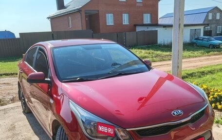 KIA Rio IV, 2018 год, 1 350 000 рублей, 2 фотография