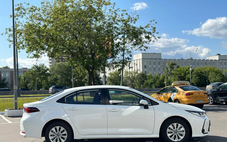 Toyota Corolla, 2023 год, 1 690 000 рублей, 8 фотография