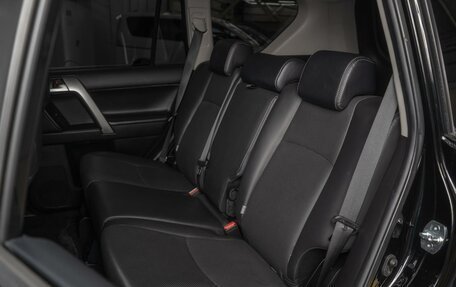 Toyota Land Cruiser Prado 150 рестайлинг 2, 2021 год, 9 фотография