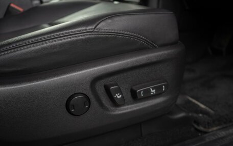 Toyota Land Cruiser Prado 150 рестайлинг 2, 2021 год, 13 фотография