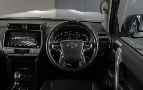 Toyota Land Cruiser Prado 150 рестайлинг 2, 2021 год, 6 фотография