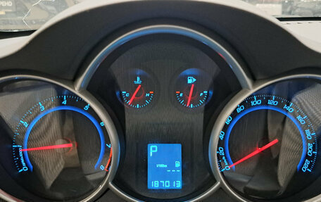 Chevrolet Cruze II, 2013 год, 730 000 рублей, 13 фотография