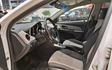 Chevrolet Cruze II, 2013 год, 730 000 рублей, 16 фотография