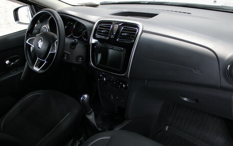 Renault Logan II, 2019 год, 1 035 000 рублей, 11 фотография