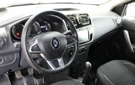 Renault Logan II, 2019 год, 1 035 000 рублей, 10 фотография
