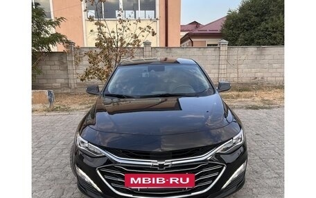 Chevrolet Malibu IX, 2021 год, 1 500 066 рублей, 2 фотография