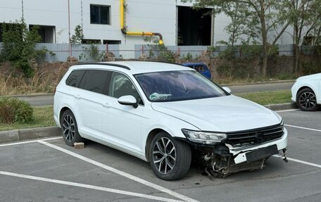 Volkswagen Passat B8 рестайлинг, 2020 год, 1 250 000 рублей, 3 фотография