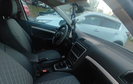 Skoda Octavia, 2011 год, 380 000 рублей, 15 фотография