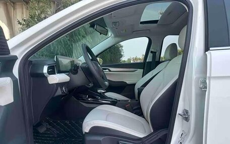 Ford Escort, 2022 год, 980 000 рублей, 10 фотография